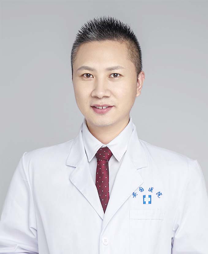李志雄