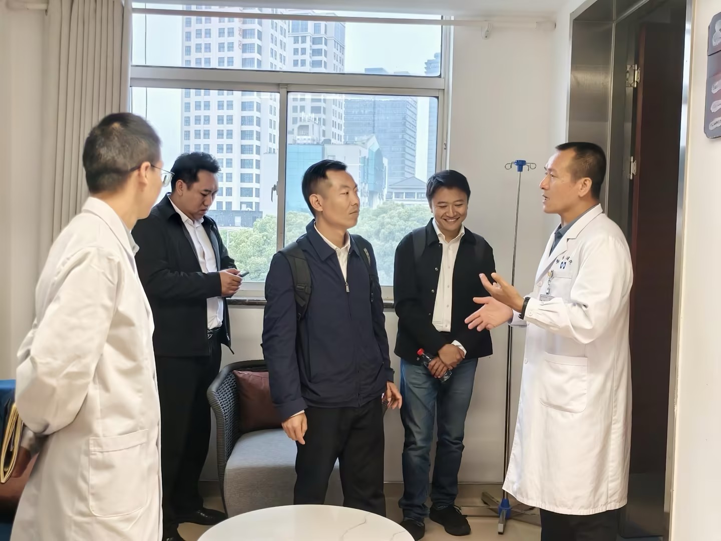 山海携手促健康：大理州驻沪联络处到访我院共商慢性病管理合作