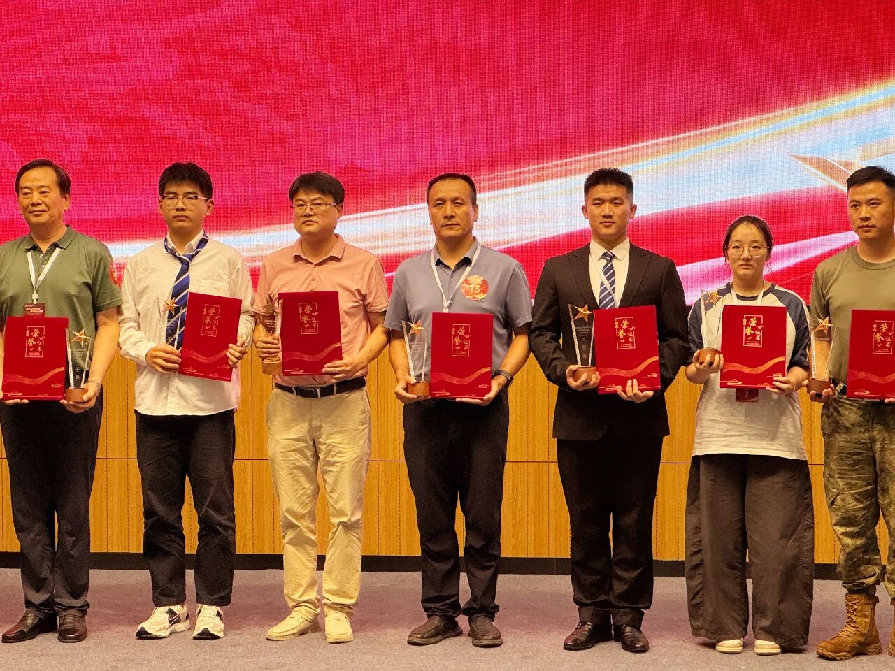 喜报 | 无锡安国医院陈国宁院长荣获第四届江苏省退役军人创业创新大赛无锡市初赛三等奖